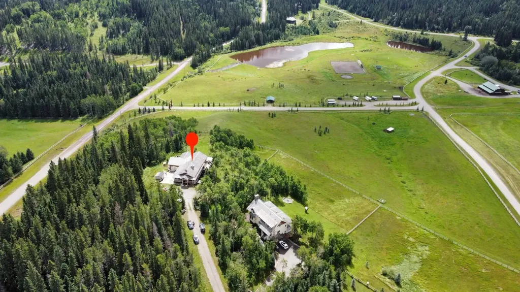 11 Black Bear Lane Rural Foothills County AB T0L 0K0