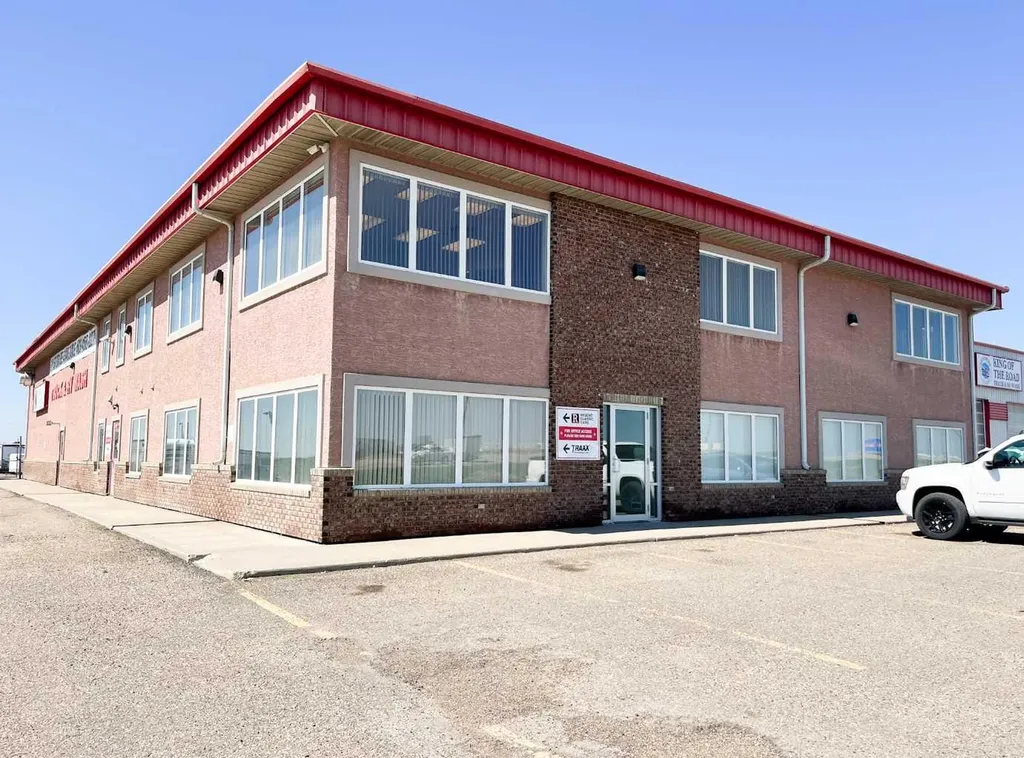 2450 South Highway Drive SE Redcliff AB T0J 2P0