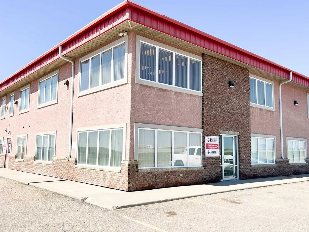 2450 South Highway Drive SE Redcliff AB T0J 2P0