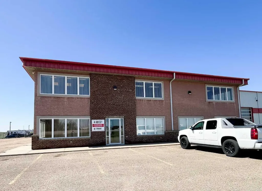 2450 South Highway Drive SE Redcliff AB T0J 2P0