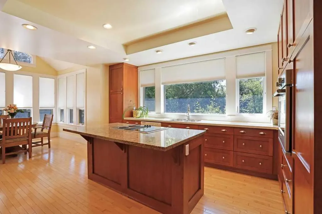 1024 Cassils Road W Brooks AB T1R0E2