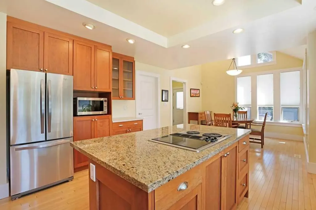 1024 Cassils Road W Brooks AB T1R0E2