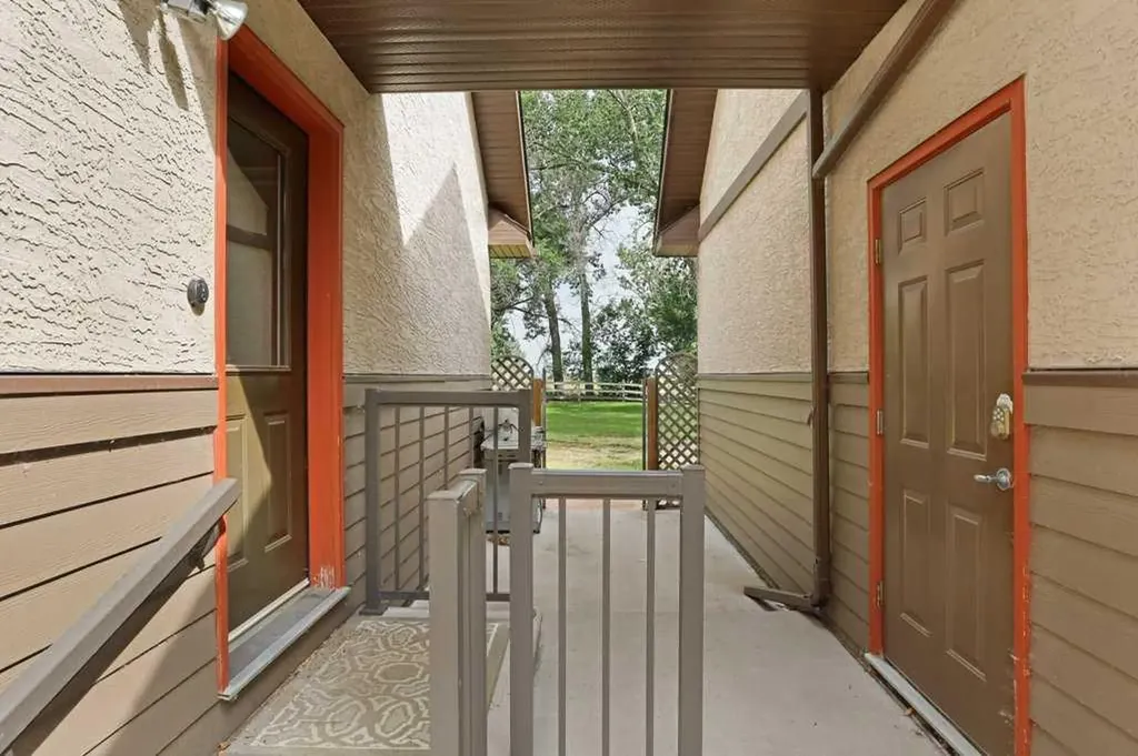 1024 Cassils Road W Brooks AB T1R0E2