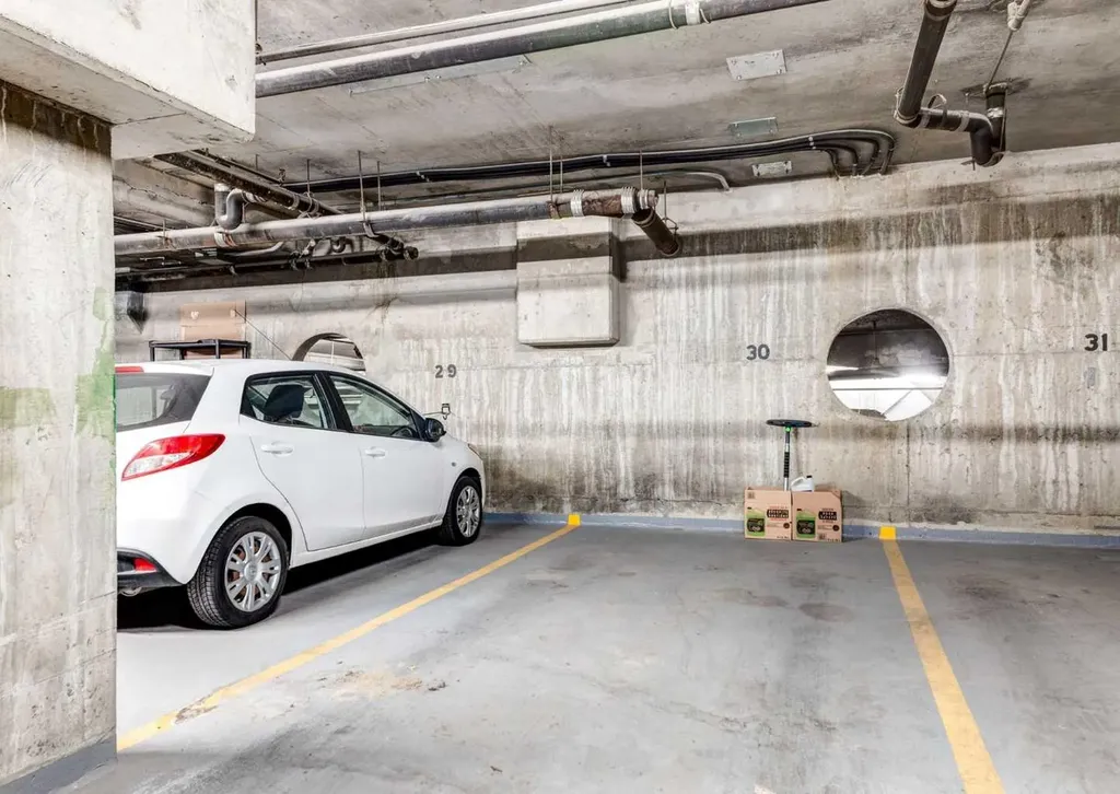 8604 48 Avenue NW Calgary AB T3B 5E6