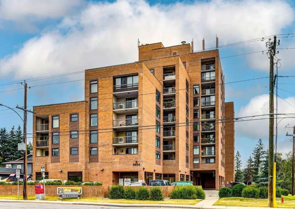 8604 48 Avenue NW Calgary AB T3B 5E6