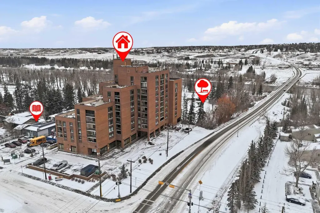 8604 48 Avenue NW Calgary AB T3B 5E6