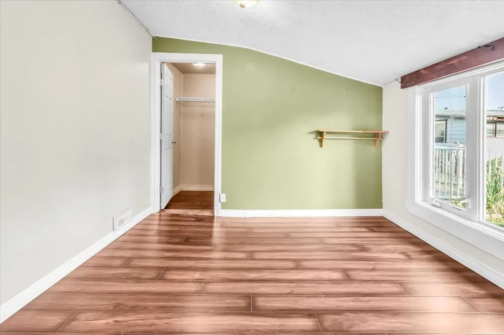 113 2nd Avenue E Delia AB T0J 0W0