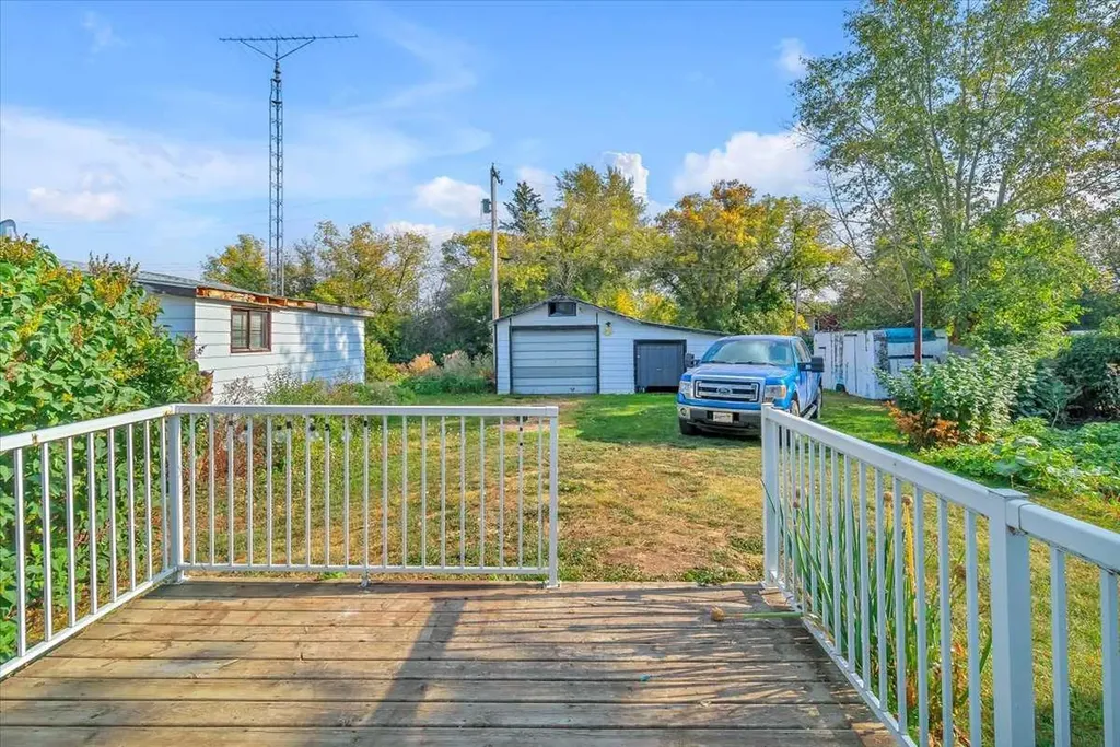 113 2nd Avenue E Delia AB T0J 0W0