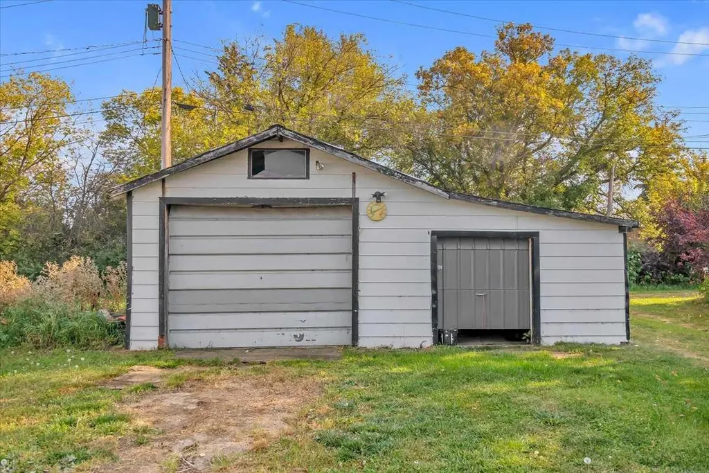 113 2nd Avenue E Delia AB T0J 0W0