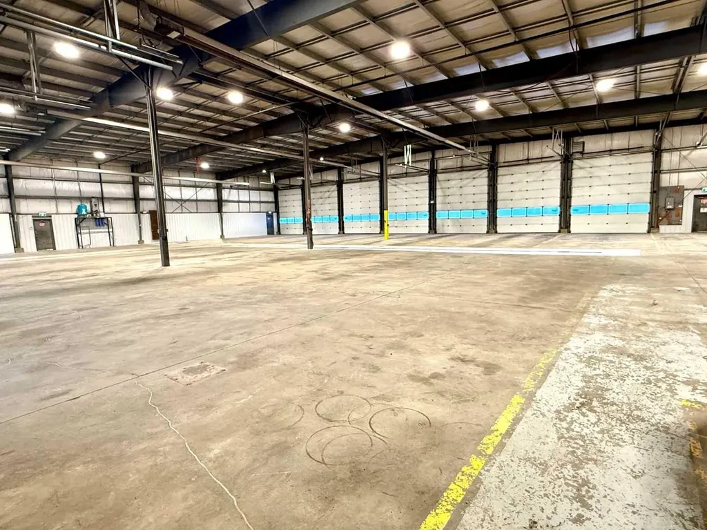 8 Van Der Horn Way Rural Red Deer County AB T4S 2M4
