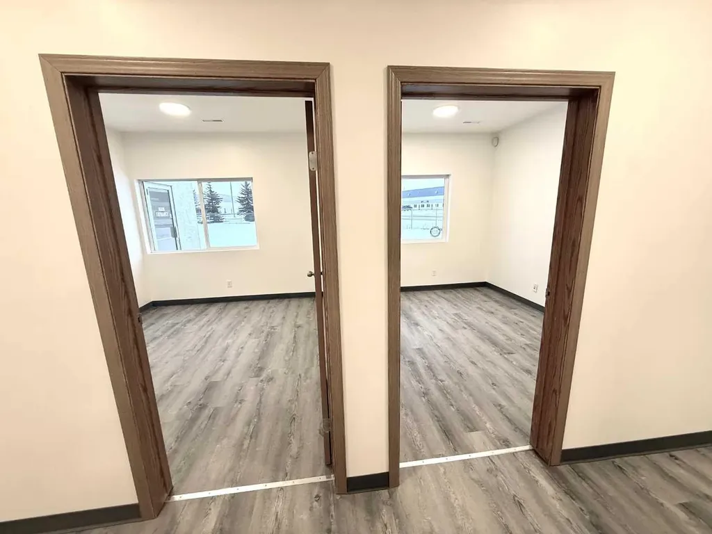 8 Van Der Horn Way Rural Red Deer County AB T4S 2M4