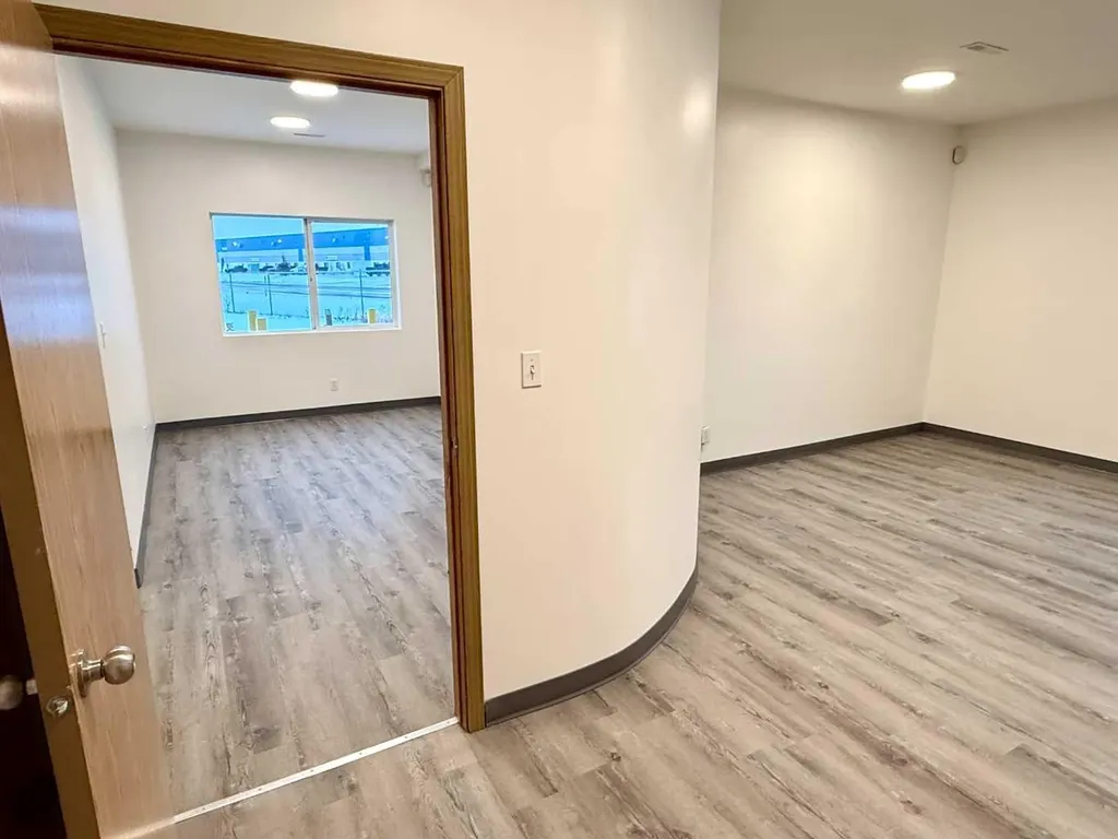 8 Van Der Horn Way Rural Red Deer County AB T4S 2M4