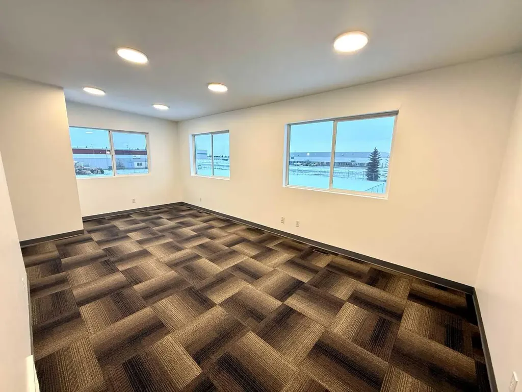 8 Van Der Horn Way Rural Red Deer County AB T4S 2M4