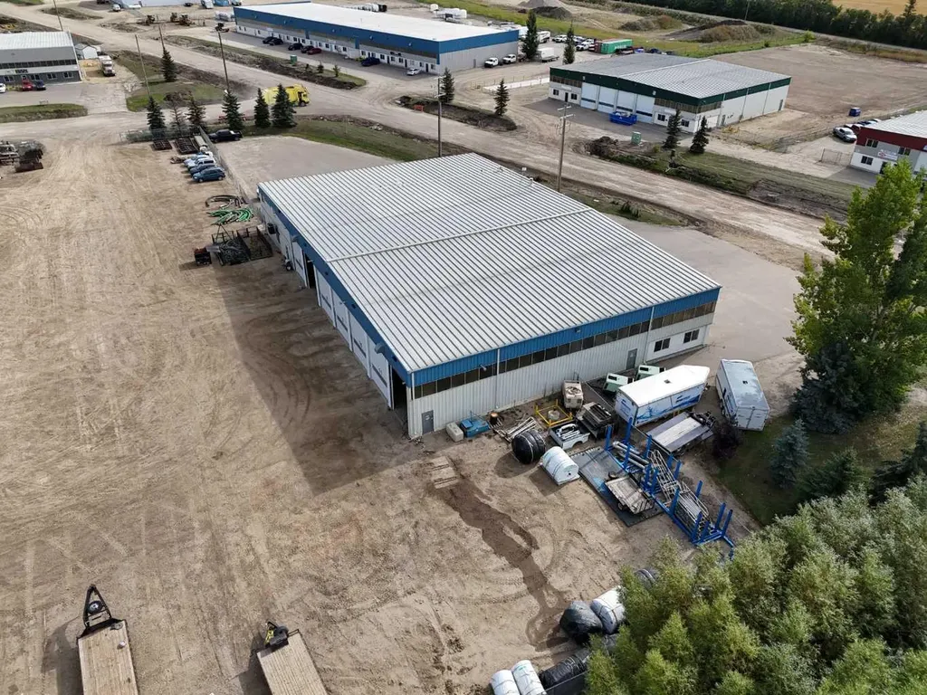 8 Van Der Horn Way Rural Red Deer County AB T4S 2M4