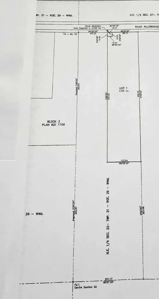 28 Acres Highway 552 East Rural Foothills County AB T1S 1A3