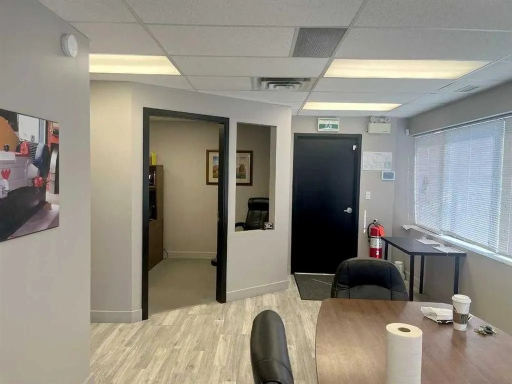 12221 44 Street SE Calgary AB T2Z 4H3