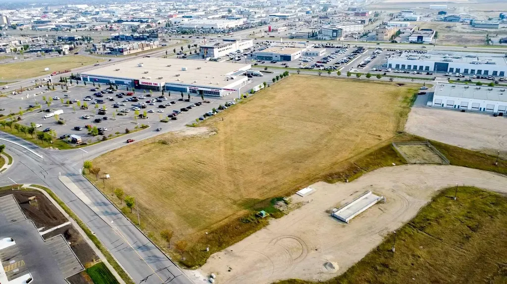 10301 118 Street Grande Prairie AB T8V3X9
