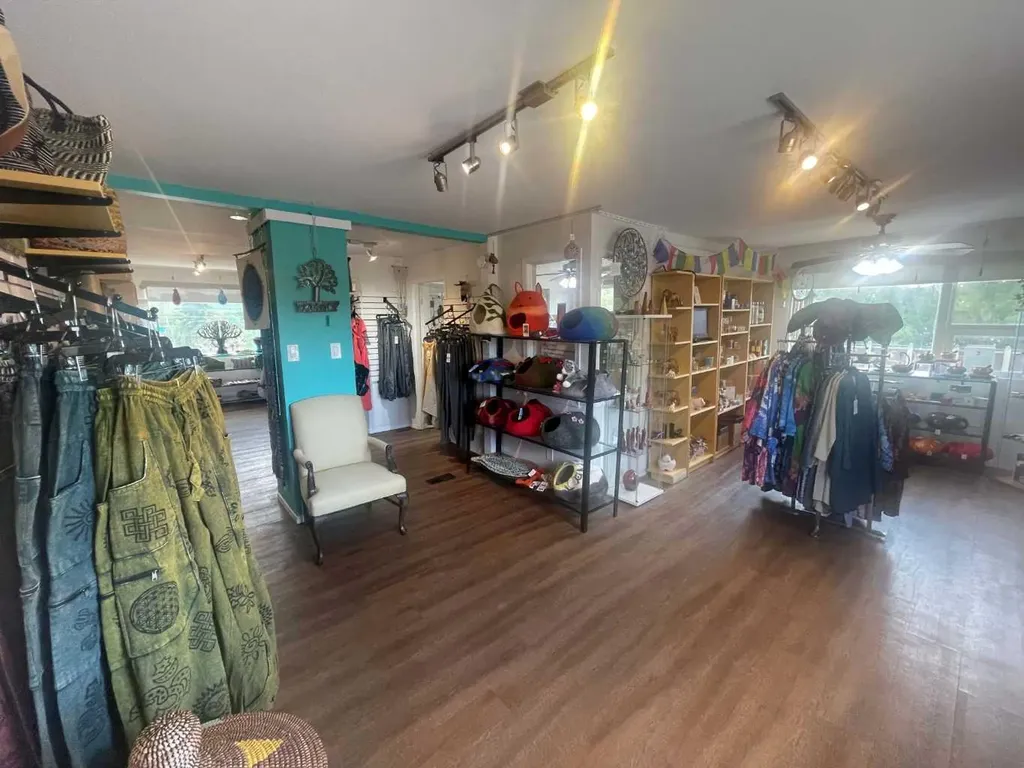 218 Crowchild Trail NW Calgary AB T2N 2R2