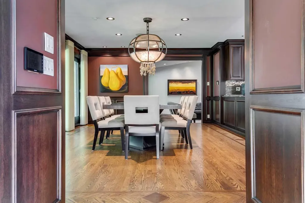 40 Eagle Ridge Place SW Calgary AB T2V 2V8