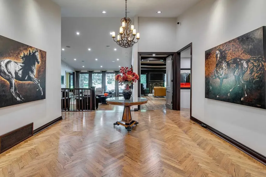 40 Eagle Ridge Place SW Calgary AB T2V 2V8