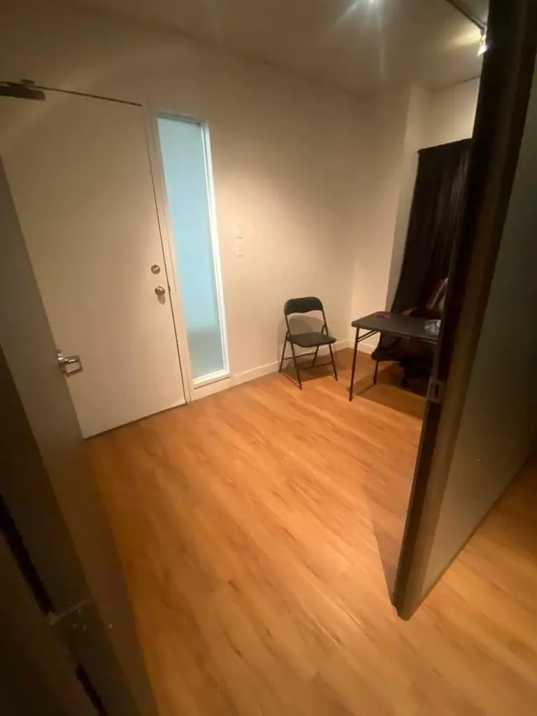 1330 15 Avenue SW Calgary AB T3C 3N6