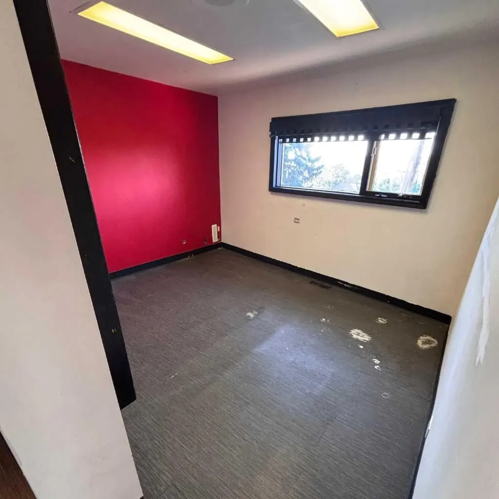20 3 Street SE Medicine Hat AB T1A0G2