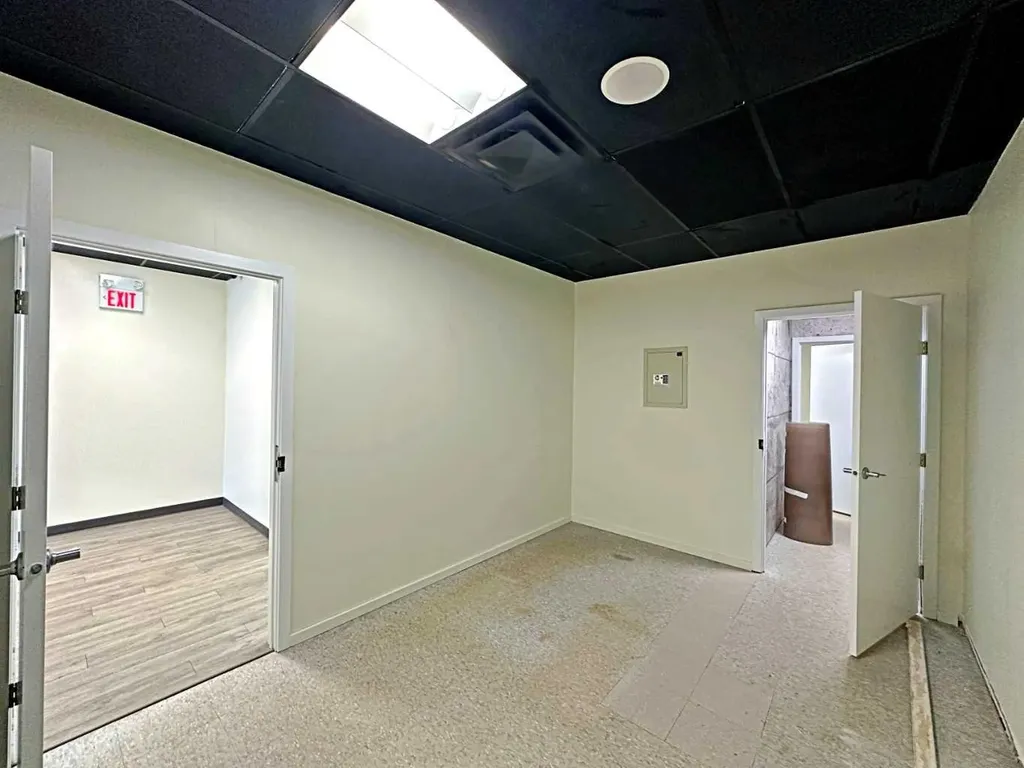 9906A Franklin Avenue Fort Mcmurray AB T9H 2K5