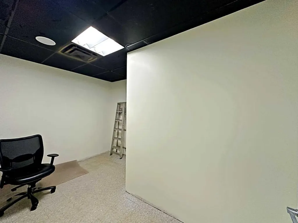 9906A Franklin Avenue Fort Mcmurray AB T9H 2K5