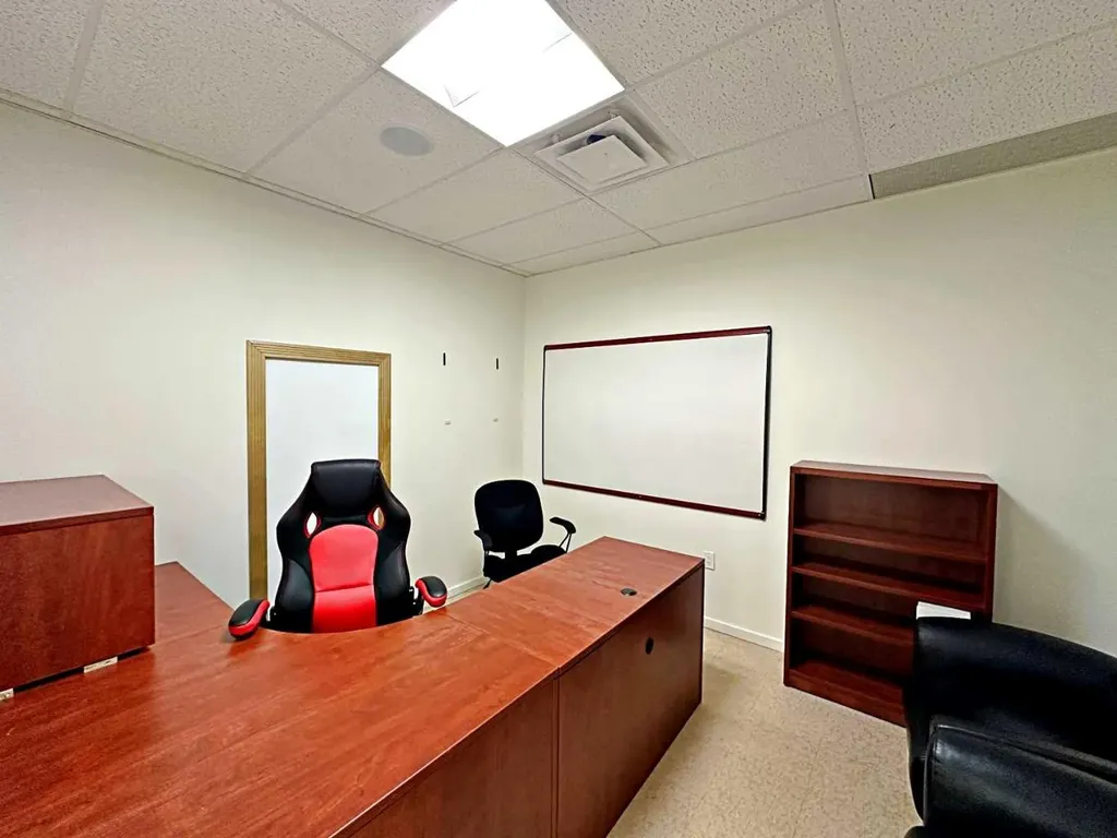 9906A Franklin Avenue Fort Mcmurray AB T9H 2K5