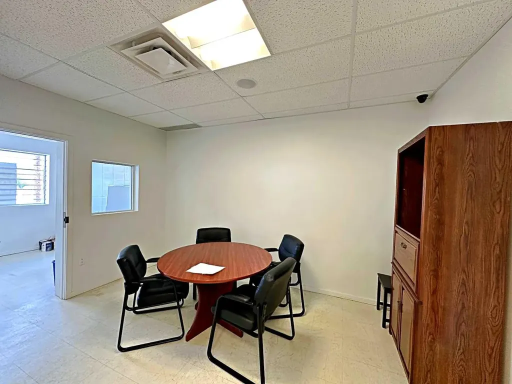 9906A Franklin Avenue Fort Mcmurray AB T9H 2K5