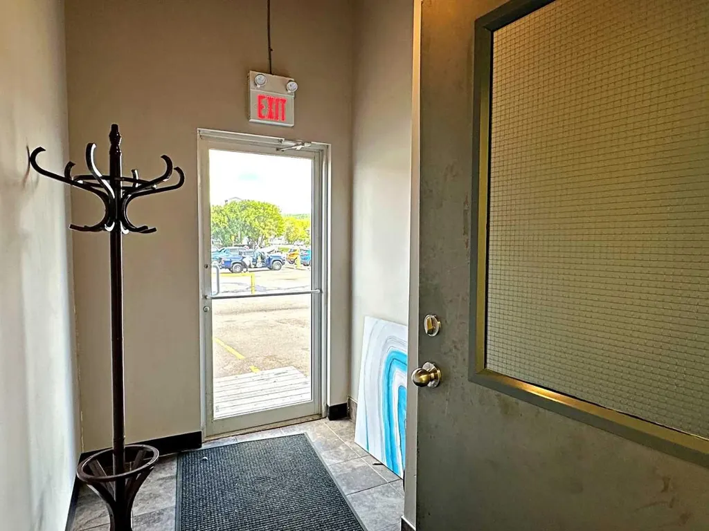 9906A Franklin Avenue Fort Mcmurray AB T9H 2K5