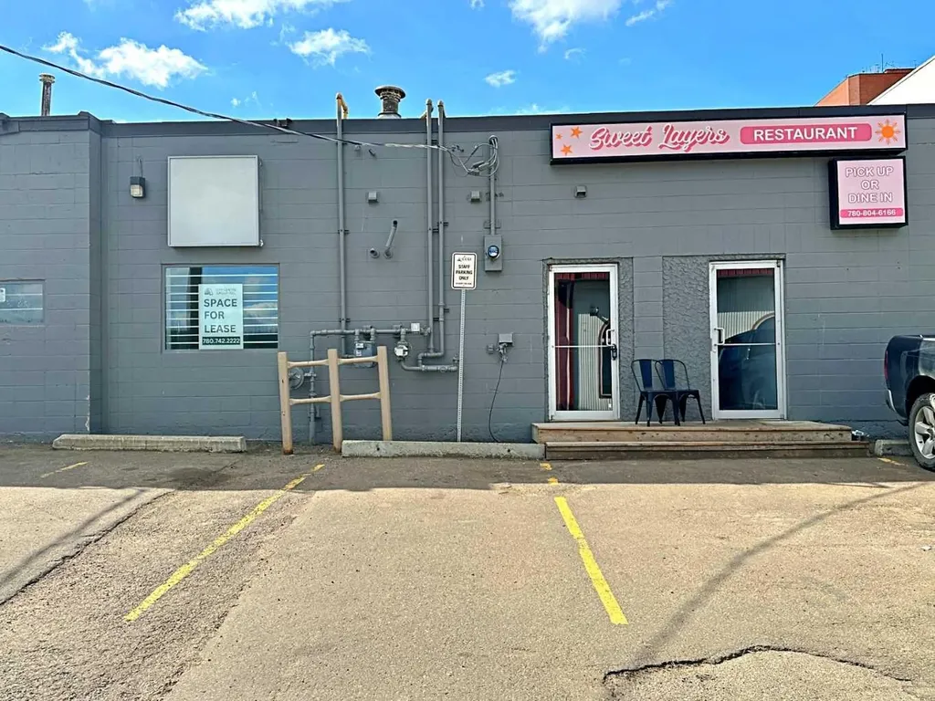 9906A Franklin Avenue Fort Mcmurray AB T9H 2K5