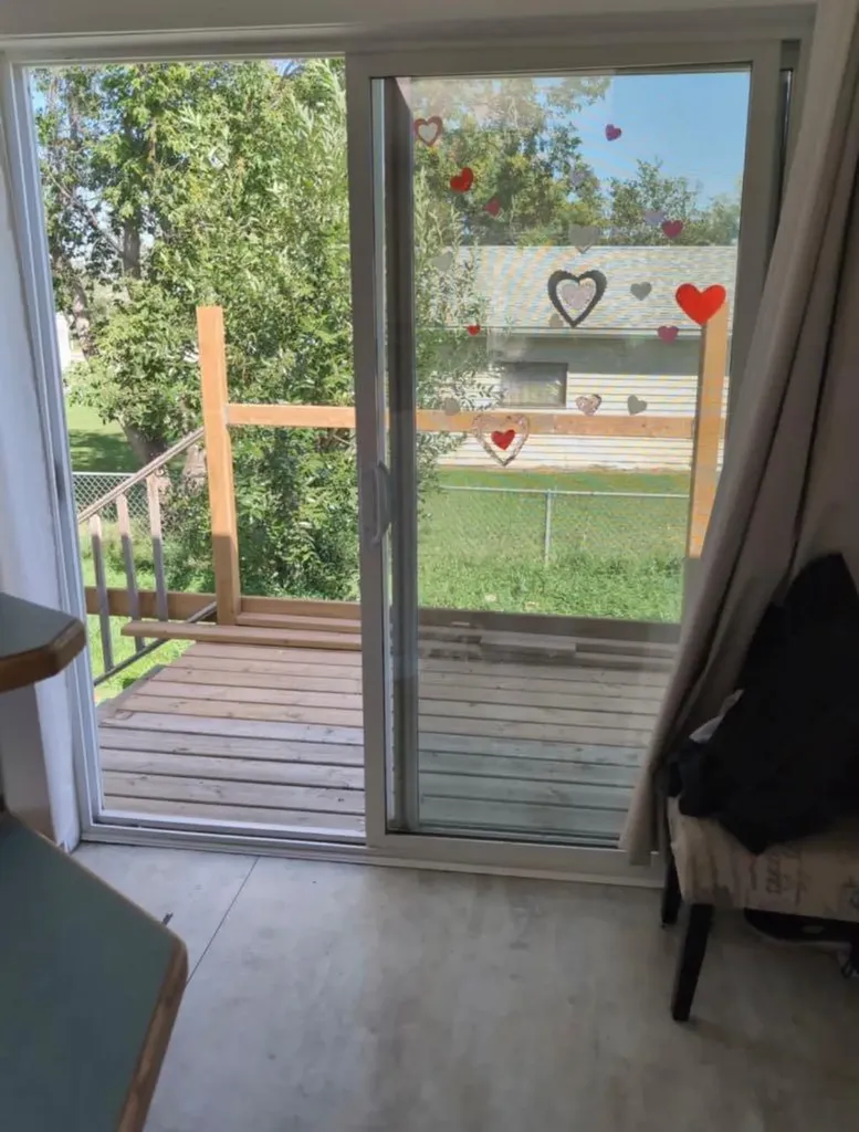 4803 52 Street Lougheed AB T0B 0B9