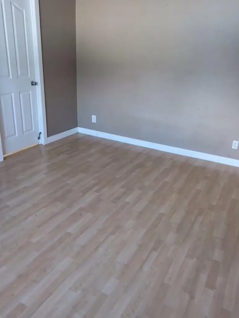4803 52 Street Lougheed AB T0B 0B9