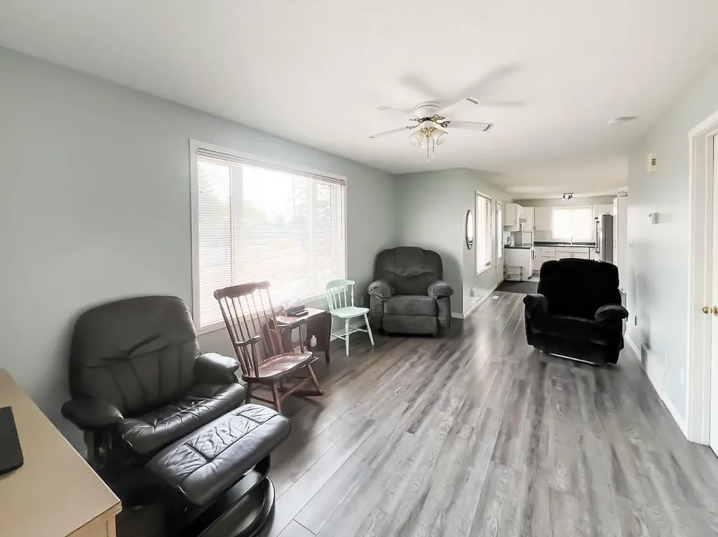 143 Peace River Avenue Rural Big Lakes County AB T0G 1J0
