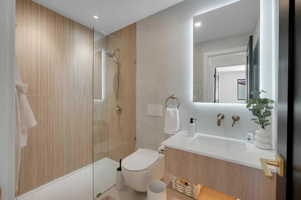 611 Parkridge Drive SE Calgary AB T2J5B9