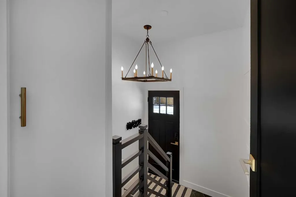 611 Parkridge Drive SE Calgary AB T2J5B9