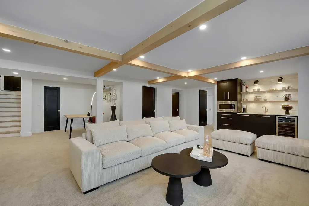 611 Parkridge Drive SE Calgary AB T2J5B9