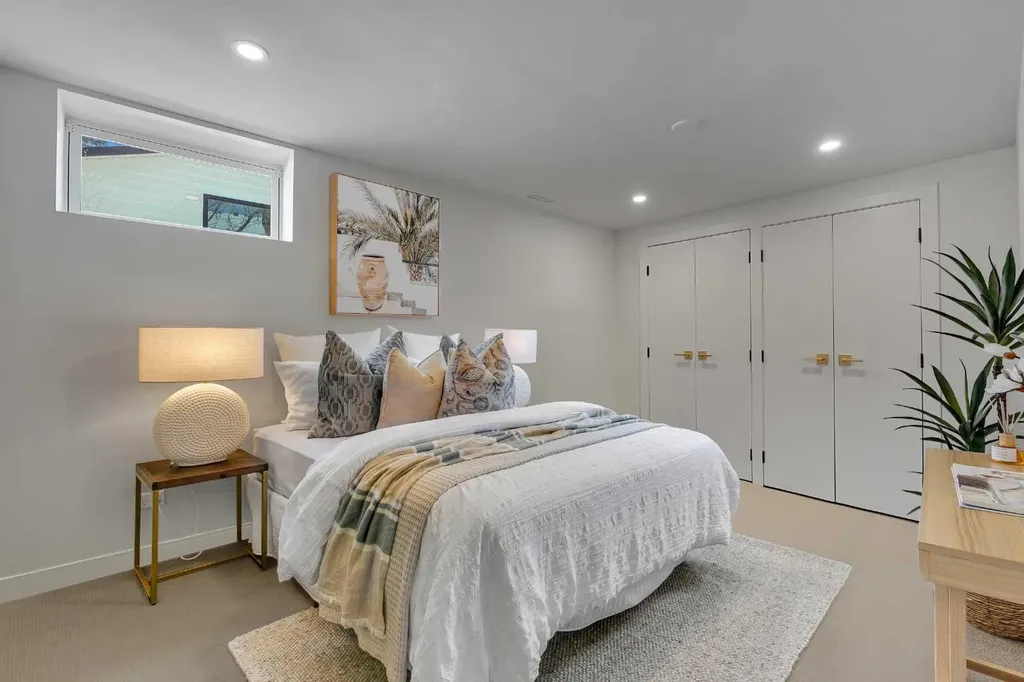 611 Parkridge Drive SE Calgary AB T2J5B9