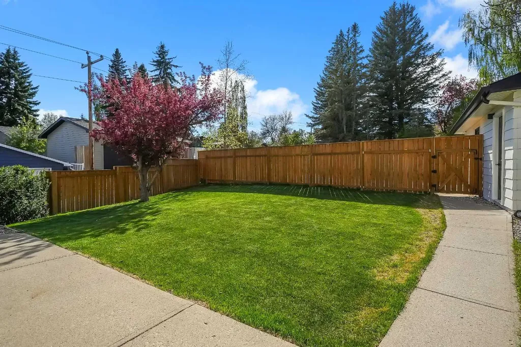 611 Parkridge Drive SE Calgary AB T2J5B9