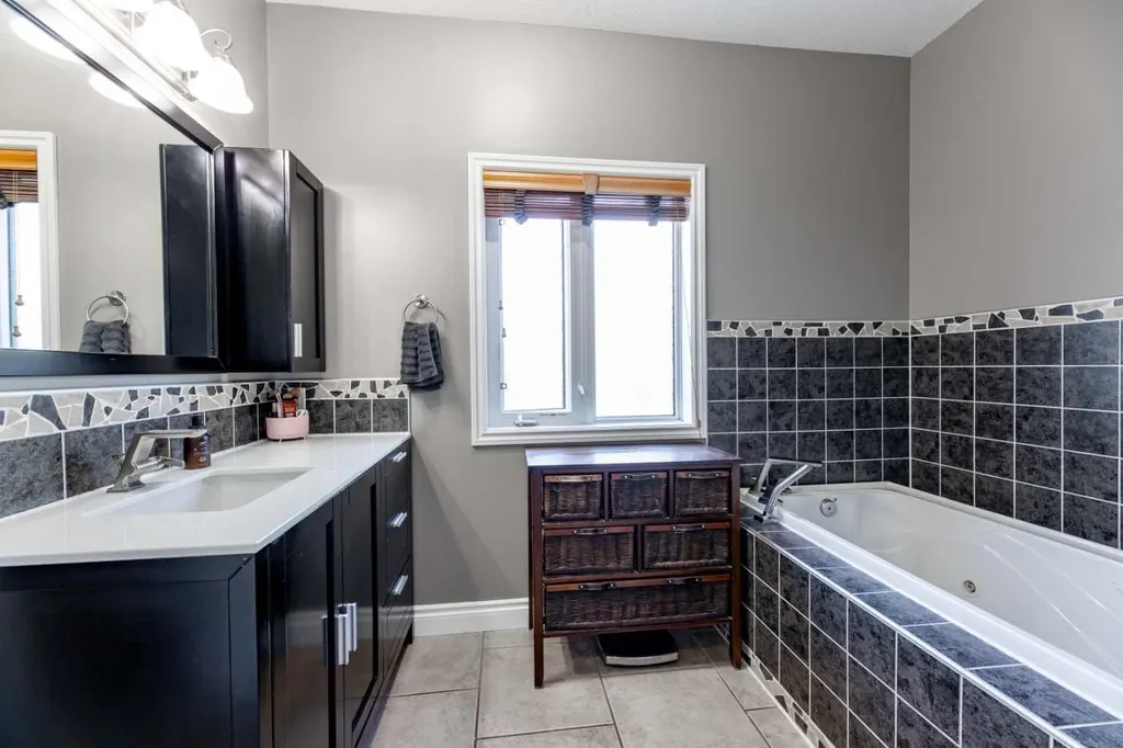 24426 East River Road Hinton AB T7V 1X7