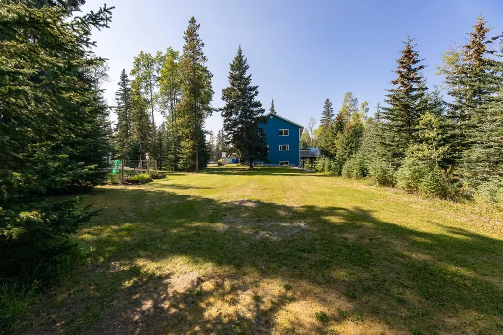 24426 East River Road Hinton AB T7V 1X7