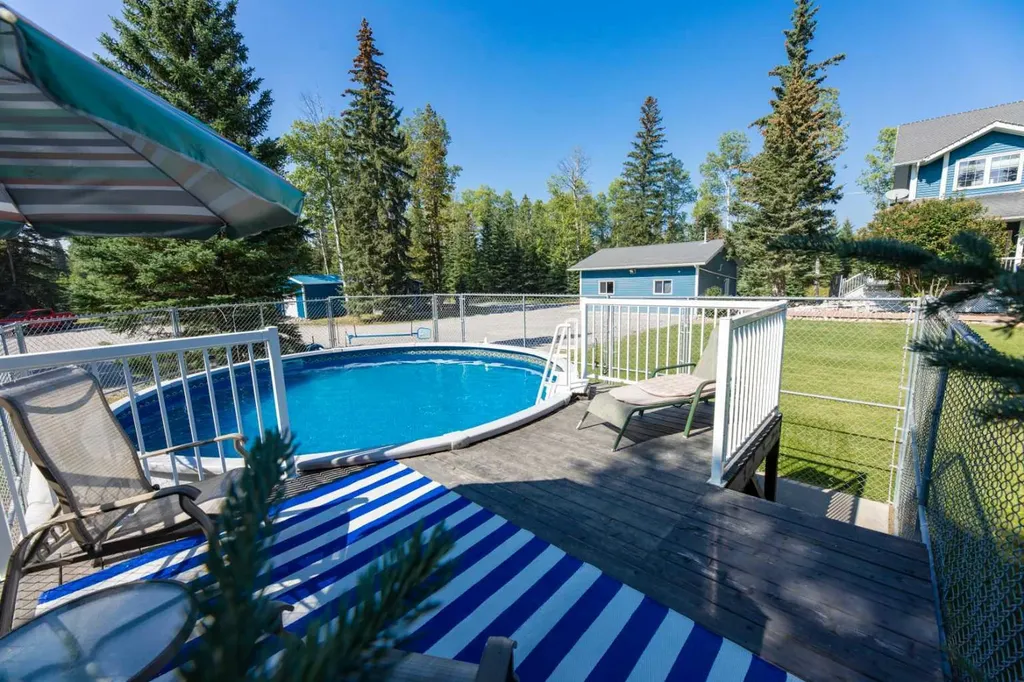 24426 East River Road Hinton AB T7V 1X7
