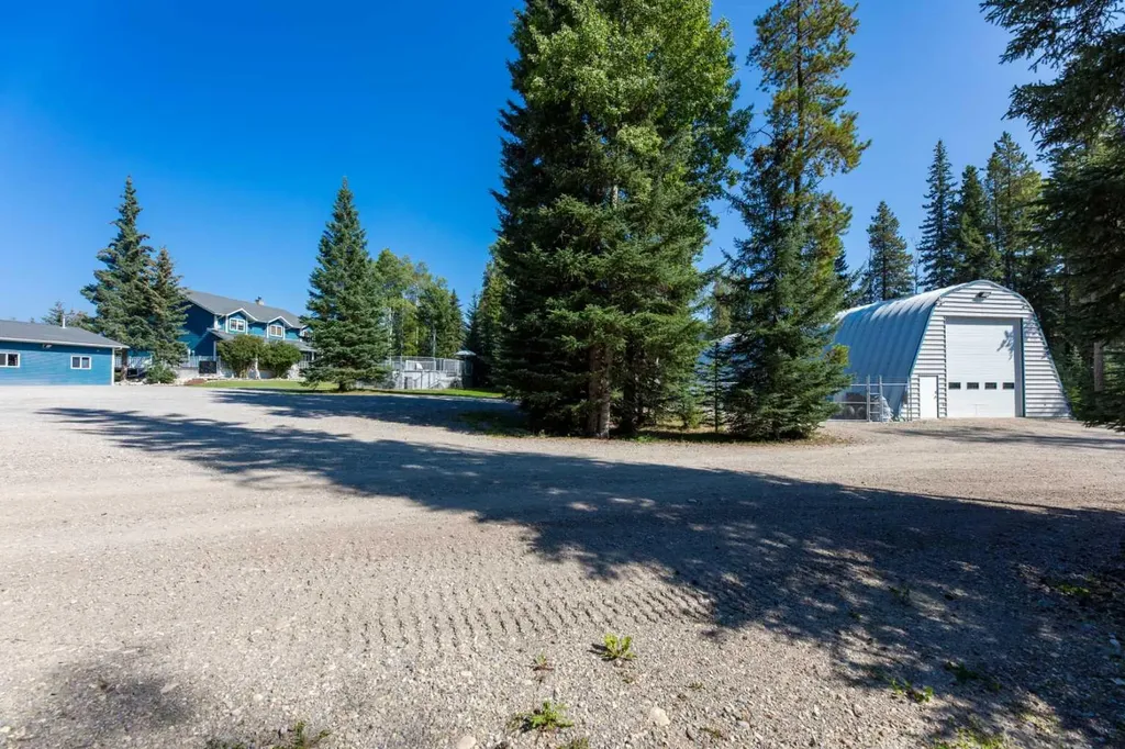 24426 East River Road Hinton AB T7V 1X7