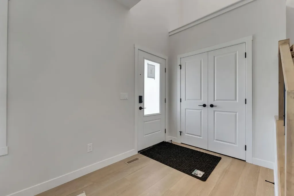 351 Fireside Drive Cochrane AB T4C 3J1
