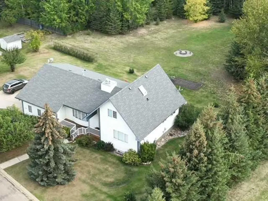 4102 Hees Drive Athabasca AB T9S 1J5