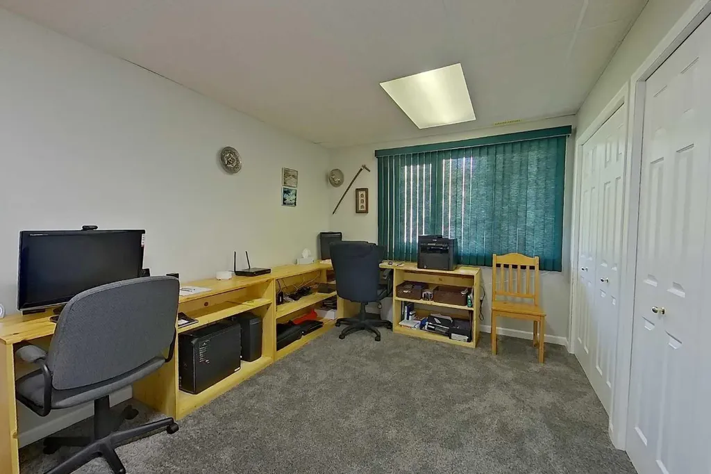4102 Hees Drive Athabasca AB T9S 1J5