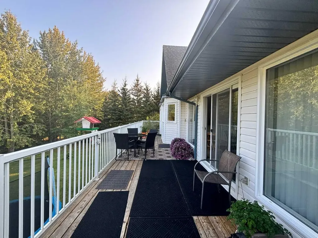 4102 Hees Drive Athabasca AB T9S 1J5