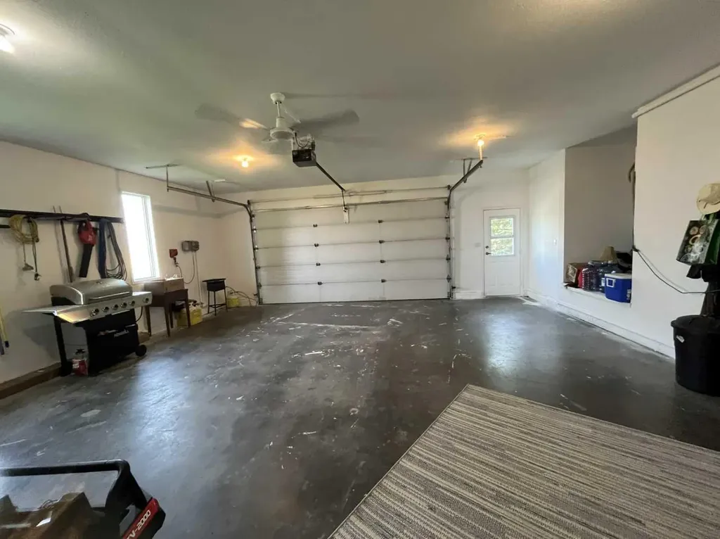145040 Rge Road 181 Enchant AB T0K 0V0