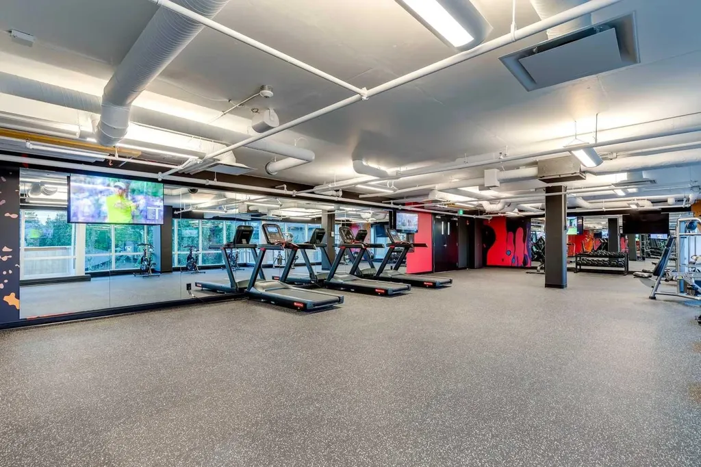 110 18a Street NW Calgary AB T2N 5G5